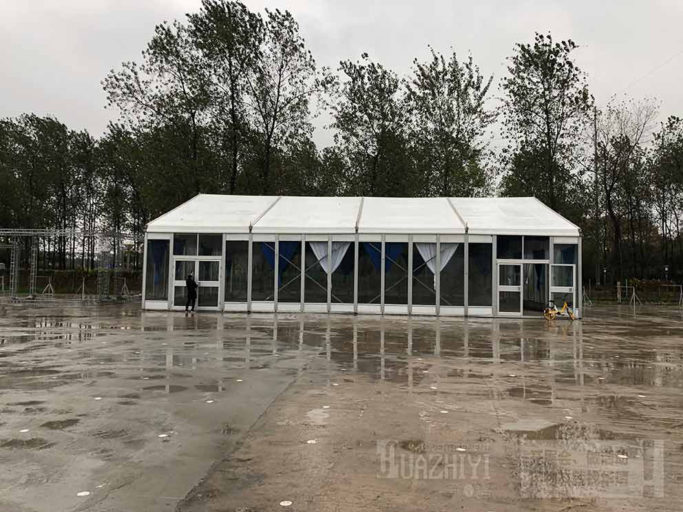 玻璃篷房租賃廠家的優(yōu)勢(shì)介紹