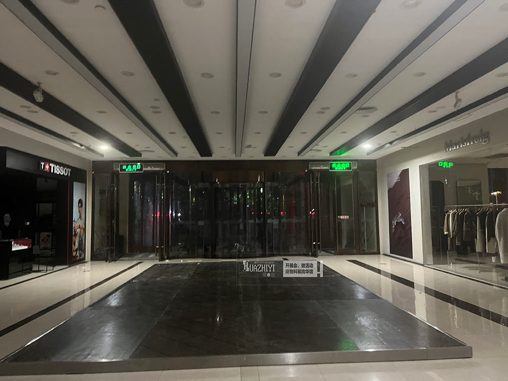 鄭州地臺出租公司鋪設(shè)商場臨時(shí)車展地臺