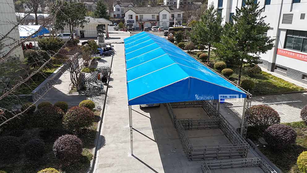 華熠篷房租賃助力酒類(lèi)品牌文化節(jié)搭建大型篷房