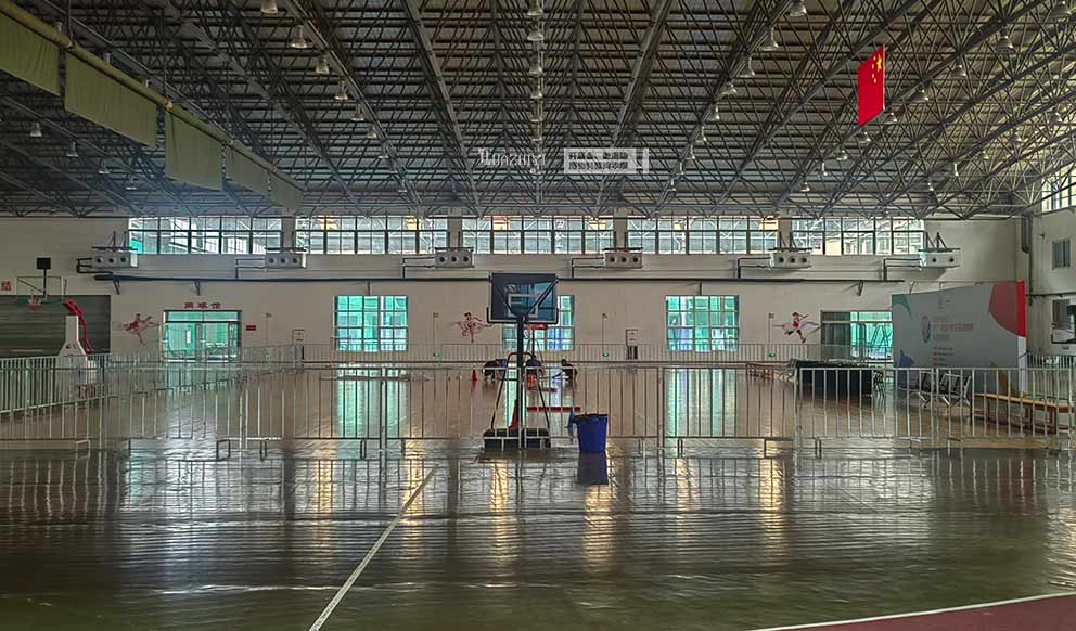 籃球聯(lián)賽東區(qū)訓(xùn)練營由華熠道旗鐵馬租賃布場